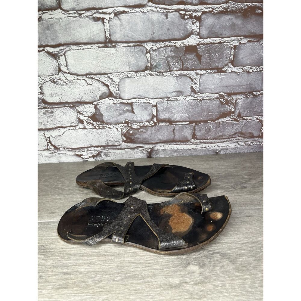 Cydwoq Studs Studded Toe Thong Sandals Women Sz 37EU/6M Brown Leather USA Made - Picture 5 of 16